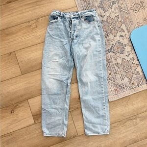 H&M Women’s Light Blue Men's Jeans size US 4